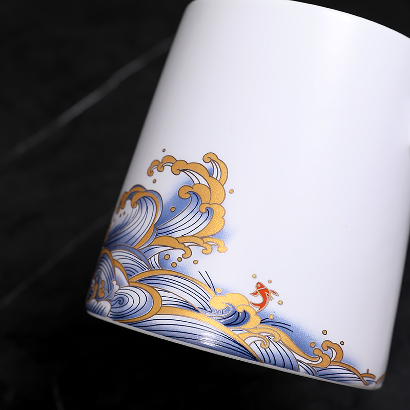 White Golden Waves Coffee & Tea Mug